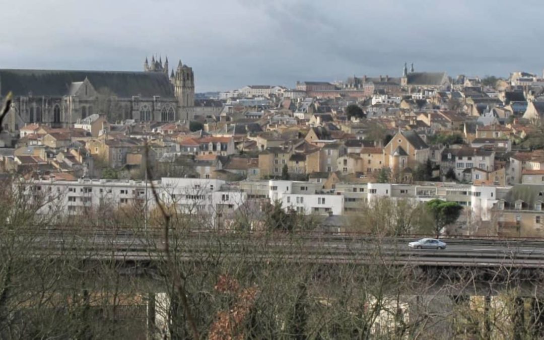 Poitiers : téléphérique, passerelle… comment relier les Couronneries au centre-ville
