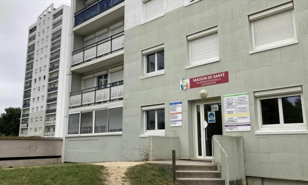 POITIERS : HABITAT DE LA VIENNE RÉÉTUDIE LE PROJET DE MAISON DE SANTÉ AUX COURONNERIES